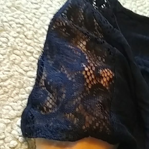 Navy lace sleeved top - Picture 2 of 2